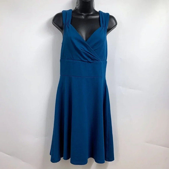 RockSteady Women's Rockabilly Pin Up Sheath Body Con‎ Dress Size M - Picture 1 of 16